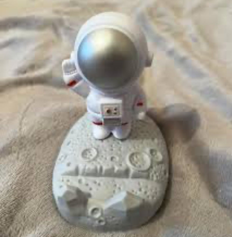 Spaceman Mobile Phone Holder - A Unique and Stylish Accessory