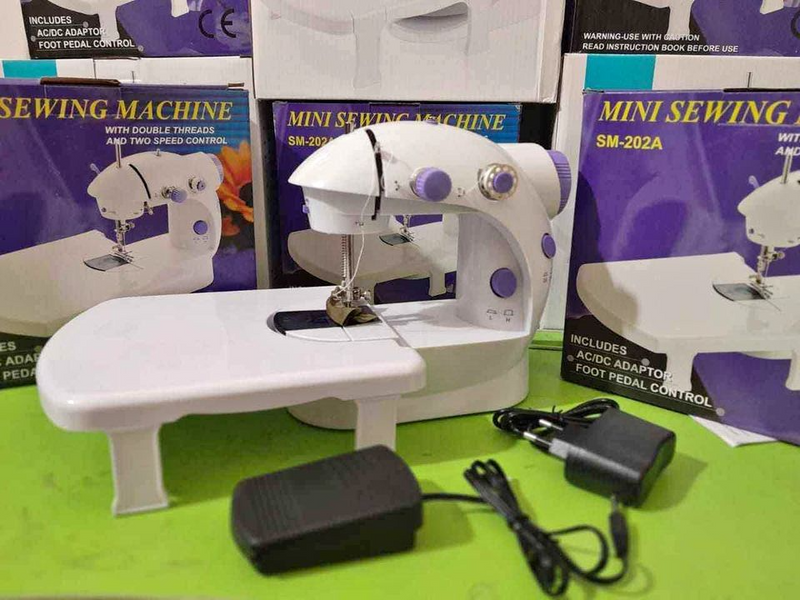 Portable Sewing Machine Mini Electric Household Crafting Mending Overlock with Presser Foot Pedal Beginners