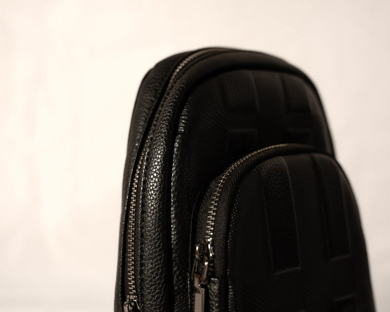 Vintage-Inspired Leather Backpack - Adds a Touch of Class