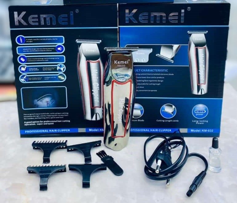 Kemei KM-032 Professional Hair Clipper with Titanium Blades and Long-Lasting Power