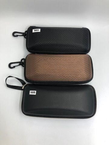 Hard Shell Eyeglass Cases with Carabiner Clip: Convenient and Durable