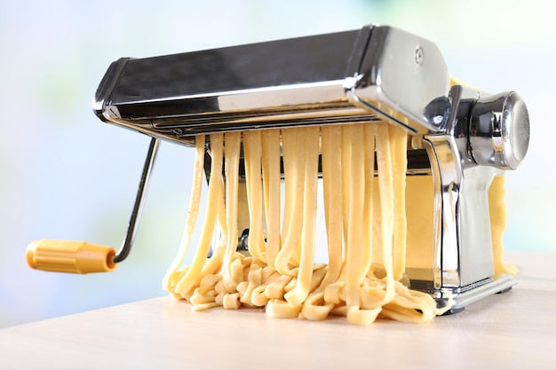 Stainless Steel Pasta Machine: Perfect for Home Cooks