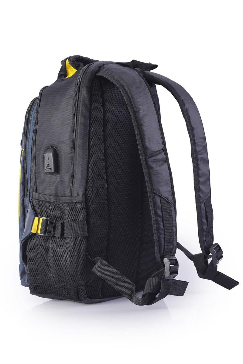 Young 51317 Laptop Backpack with USB Port